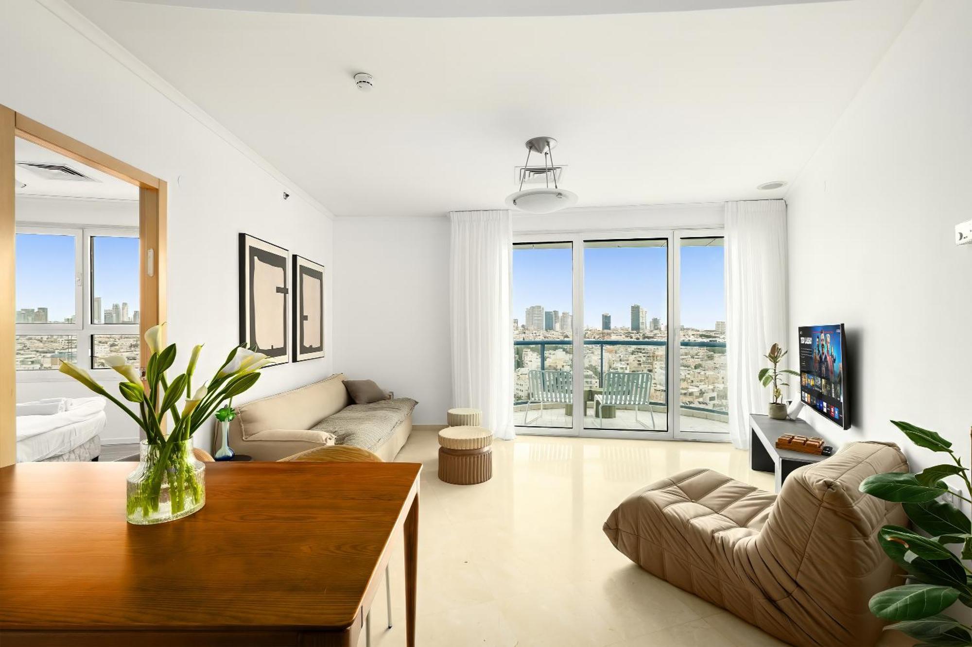 Superb Beachfront Apartments With Shelter By Sea N' Rent Tel Aviv Esterno foto